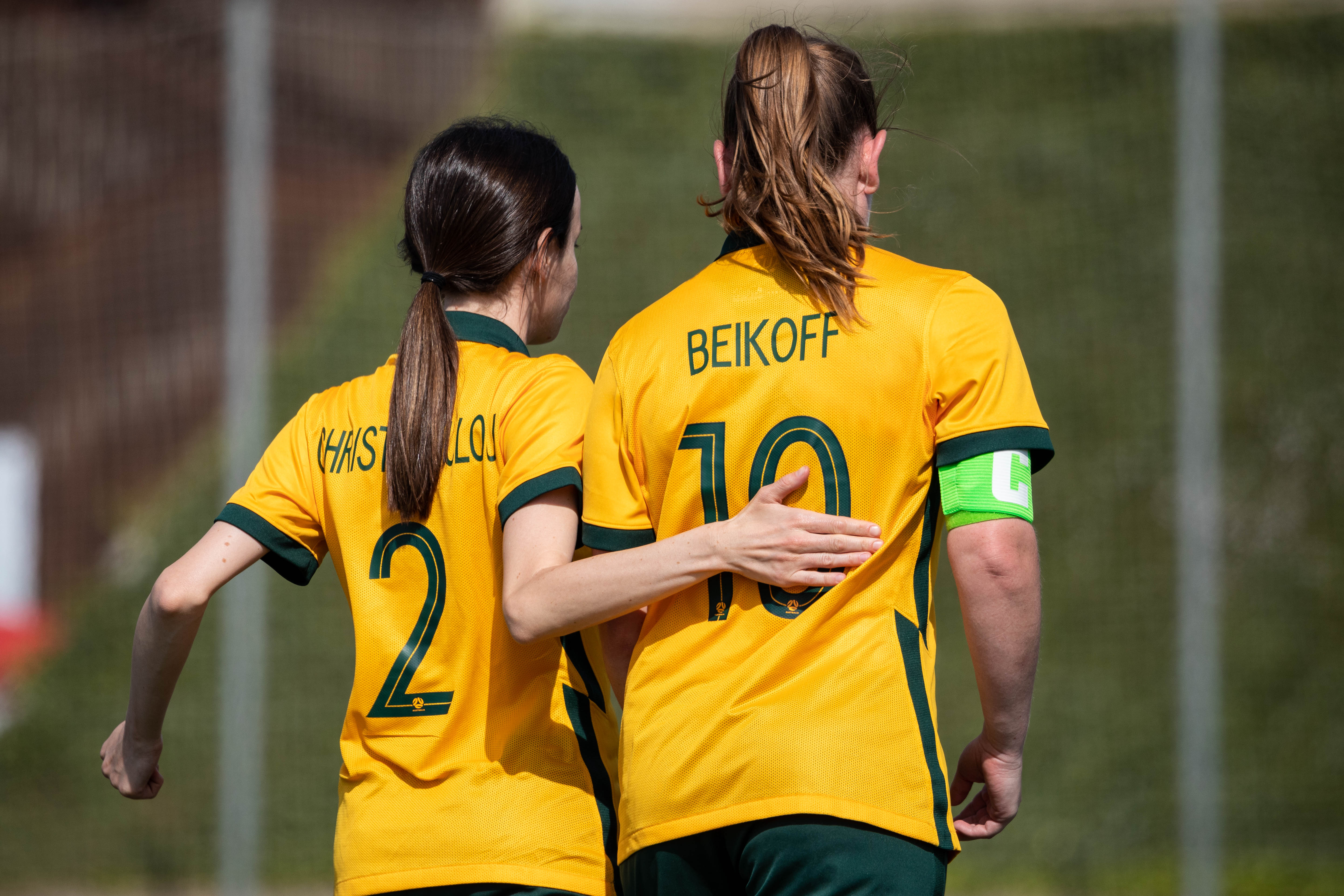 Nicole Christodoulou (#2) and Georgia Beikoff (#10) during the 2022 IFCPF Women’s World Cup. (Photo: Marianna Galanopoulos/Football Australia) 