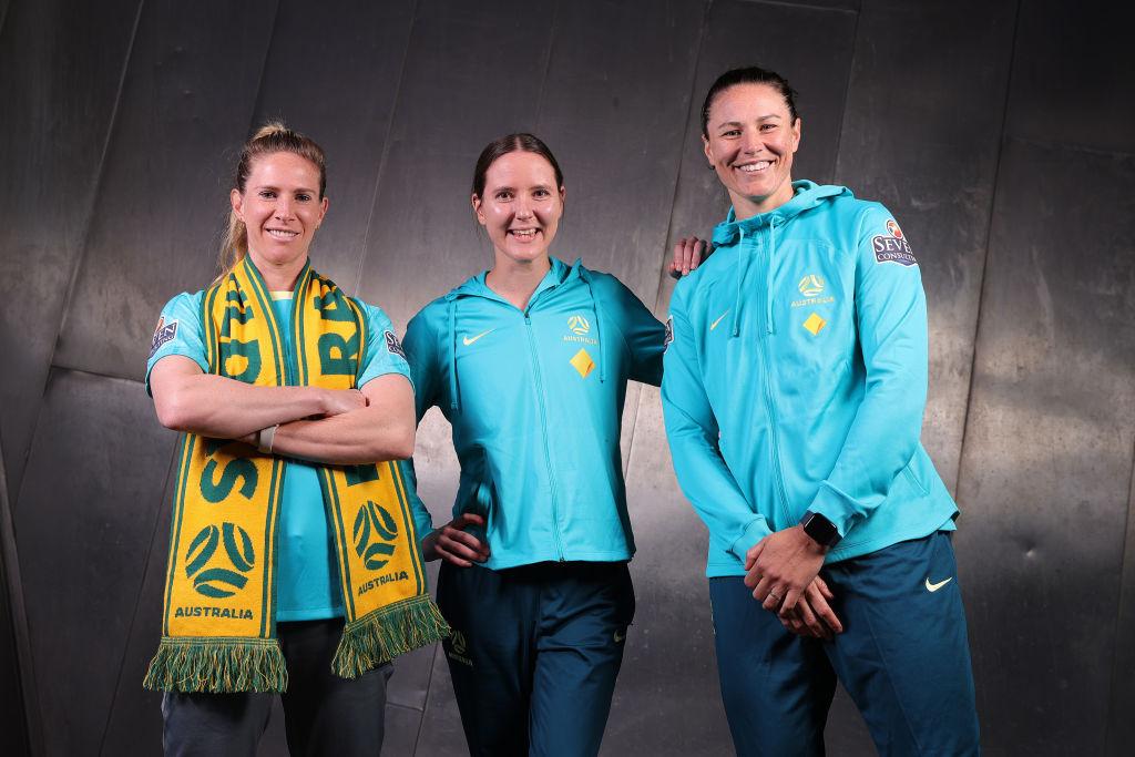 MELBOURNE, AUSTRALIA - OCTOBER 16: (L-R) Elise Kellond-Knight of the CommBank Matildas, Carly Salmon, Goalkeeper/Midfielder of the CommBank ParaMatildas and Emily Gielnik of the CommBank Matildas pose for a portrait during the Australia Pararoos & ParaMatildas squad announcement at Federation Square on October 16, 2023 in Melbourne, Australia. (Photo by Kelly Defina/Getty Images for Football Australia)
